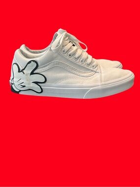 Disney Vans Old School Mickey white low top Mickey 3D glove Men 8 women 9.5